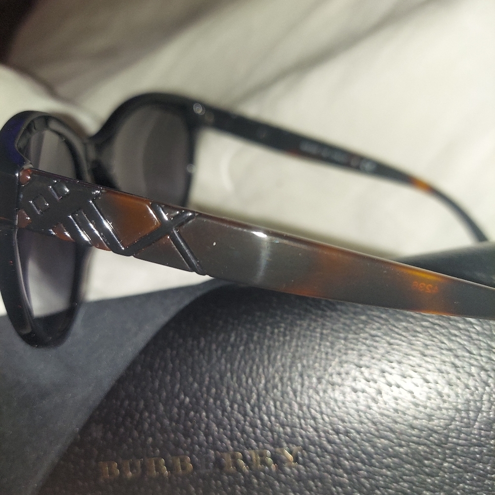 BURBERRY Sunglasses Tortoise Shell